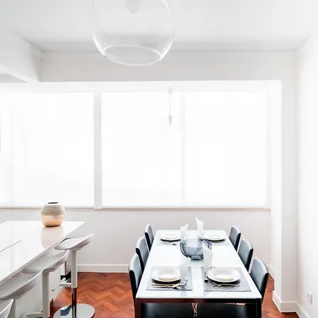 Family And Executive * ליסבון